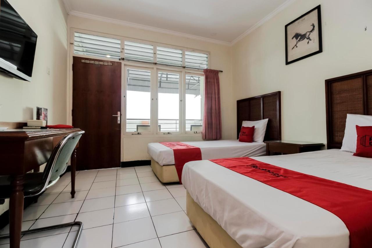 Reddoorz Plus Near Grage City Mall Cirebon Kültér fotó
