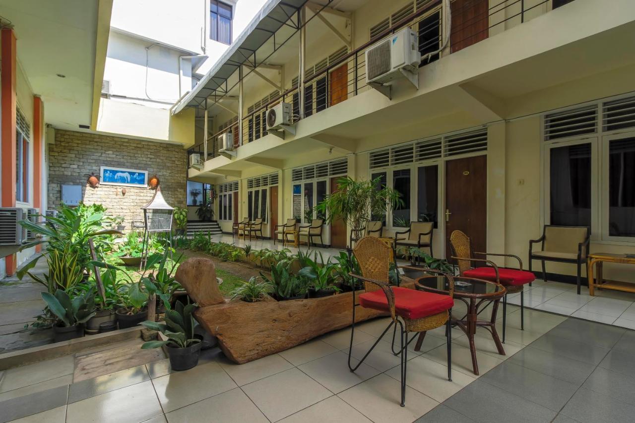 Reddoorz Plus Near Grage City Mall Cirebon Kültér fotó